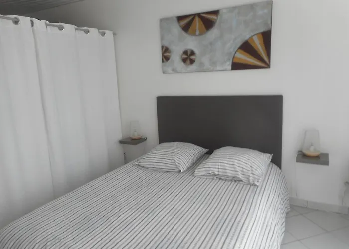 Дом отдыха Chez Isa Et Jp