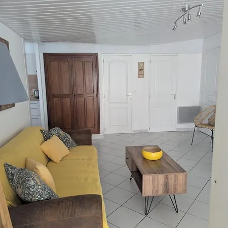 Holiday home Chez Isa Et Jp